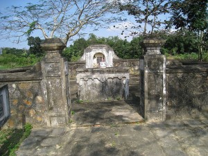 Mộ Hoàng Kế Viêm tại Lệ Thuỷ, Quảng Bình