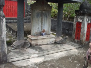 Lăng và mộ của Nguyễn Huỳnh Đức